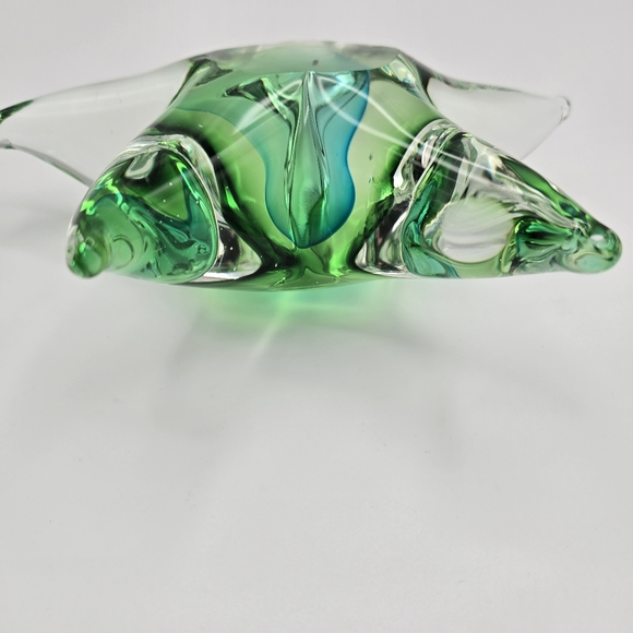 Hand Blown Starfish Glass Paperweight Green Clear Thick Heavy 2.6lb - Picture 4 of 16